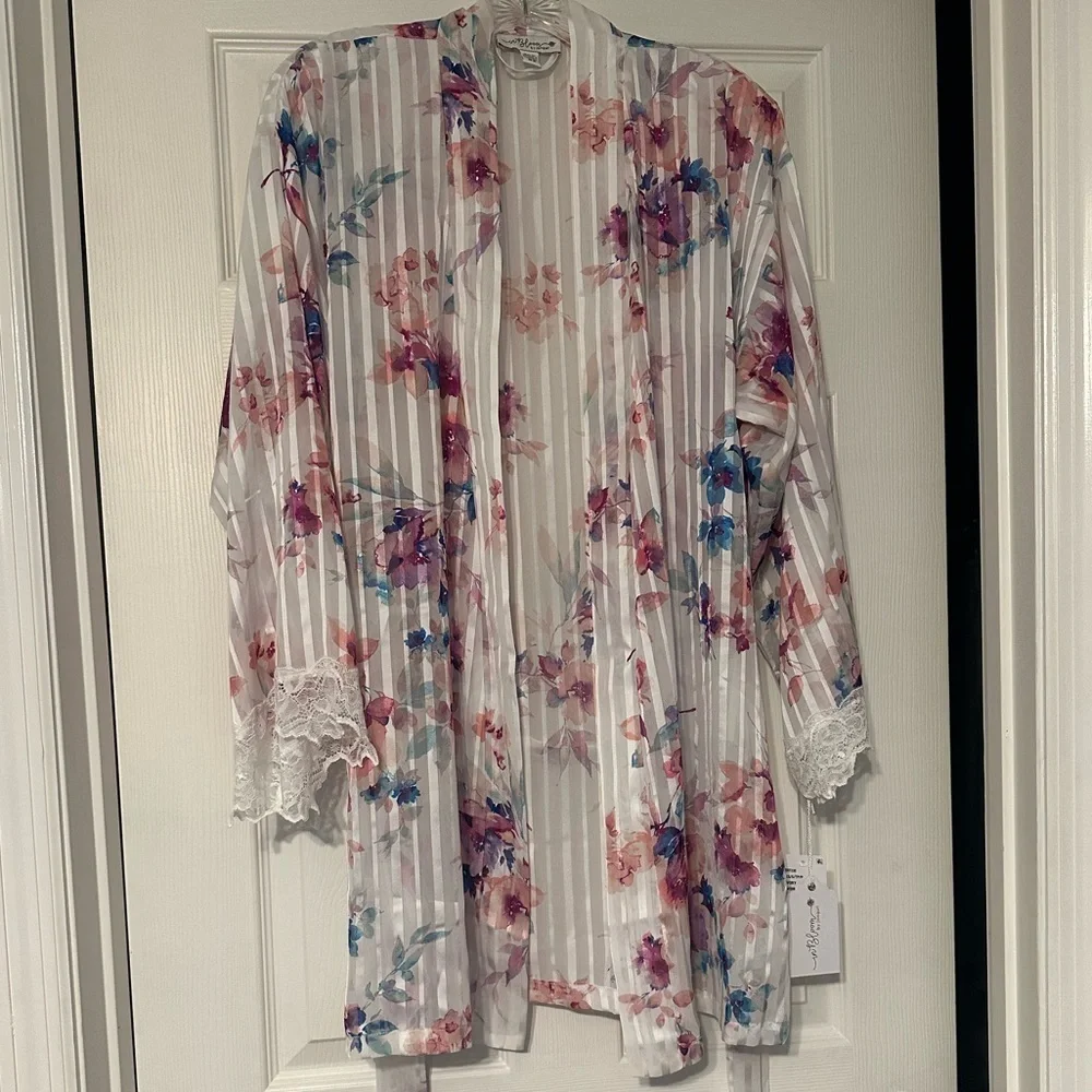 In Bloom by Jonquil Floral Sheer Robe w/ Lace Trim